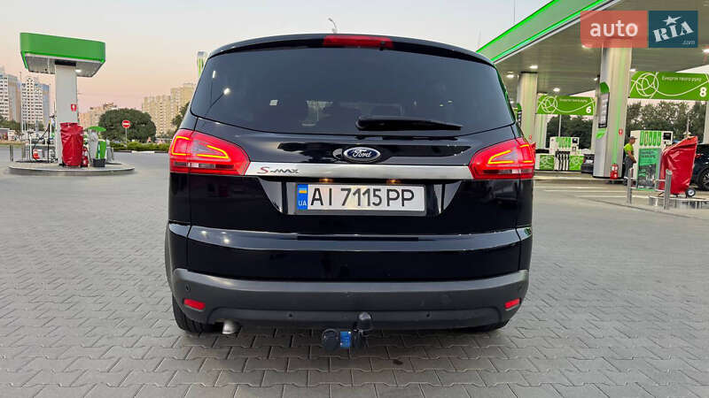 Минивэн Ford S-Max 2011 в Киеве