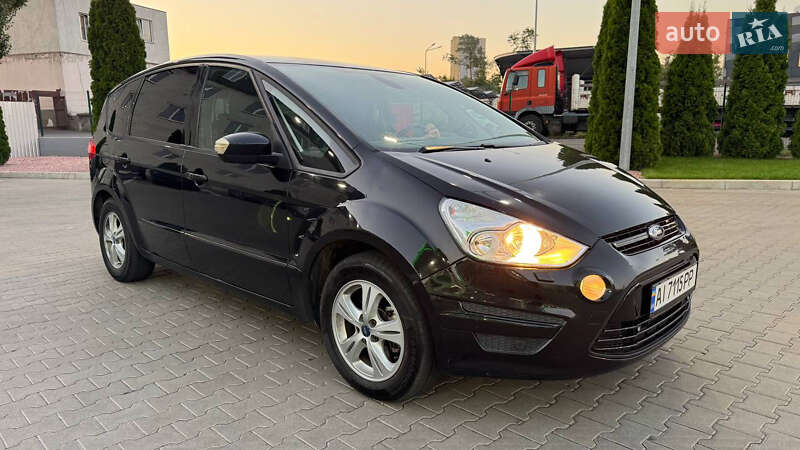 Минивэн Ford S-Max 2011 в Киеве