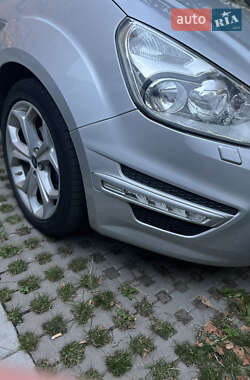 Минивэн Ford S-Max 2014 в 