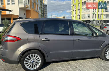 Минивэн Ford S-Max 2012 в 