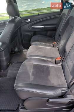 Минивэн Ford S-Max 2010 в 
