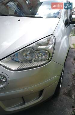 Мінівен Ford S-Max 2009 в 