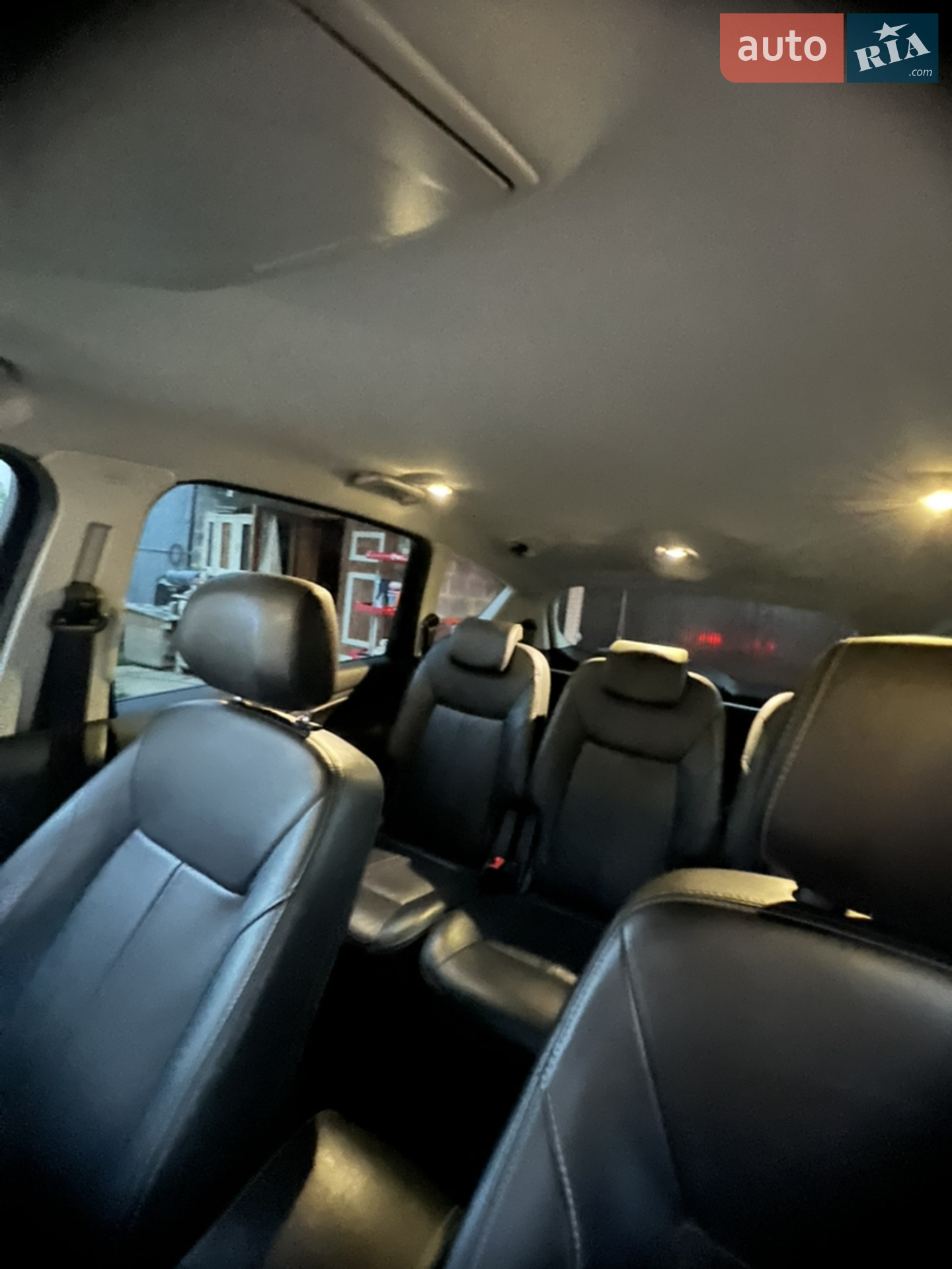 2013 Ford S-MAX - мініатюра 136