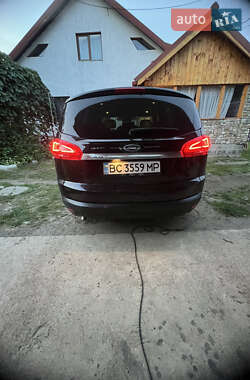 Мінівен Ford S-Max 2013 в 
