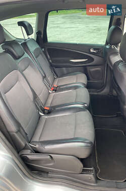 Минивэн Ford S-Max 2006 в 