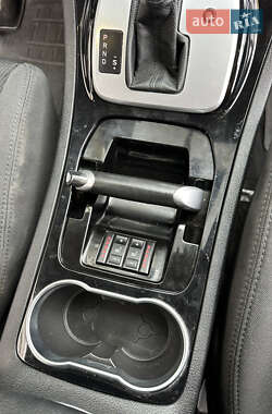 Минивэн Ford S-Max 2011 в 