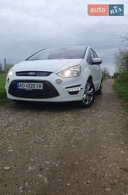 Мінівен Ford S-Max 2013 в Сваляві