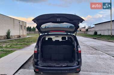 Минивэн Ford S-Max 2009 в 