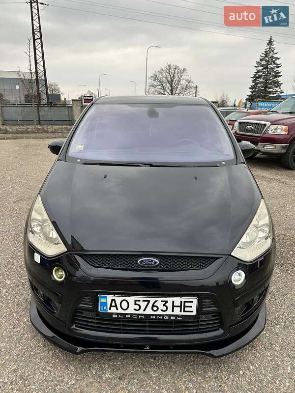 Мінівен Ford S-Max 2007 в Нововолинську