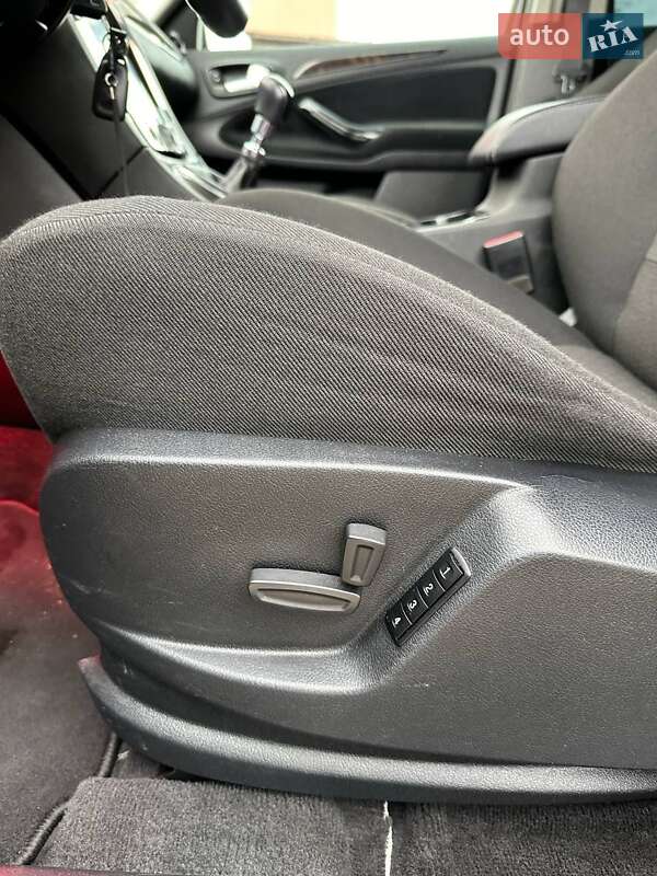 Мінівен Ford S-Max 2007 в Нововолинську