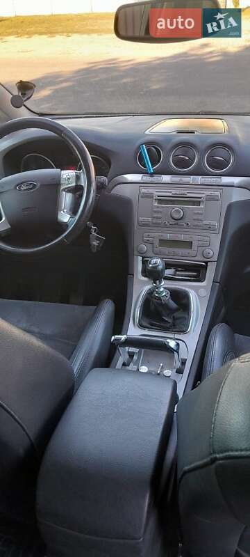 Мінівен Ford S-Max 2006 в Рокитному
