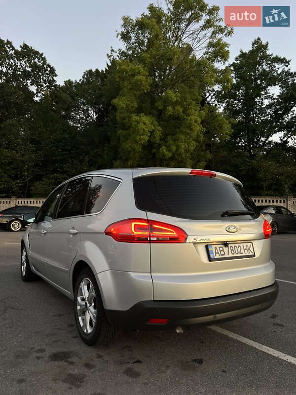 Ford S-Max 2011 Ford S-Max 2011