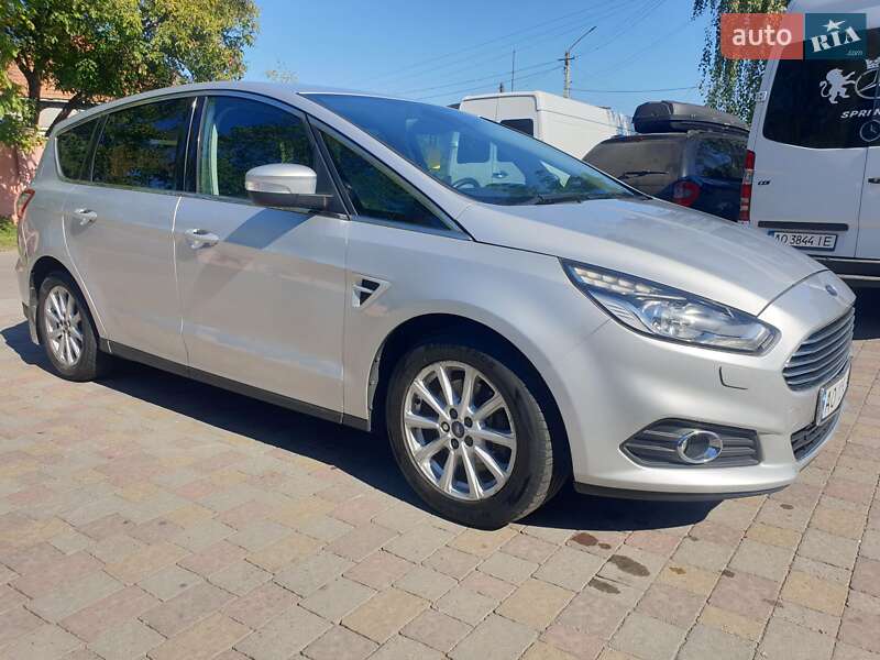 Минивэн Ford S-Max 2016 в Мукачево