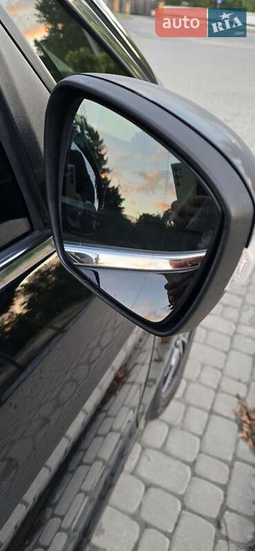 Минивэн Ford S-Max 2015 в Остроге