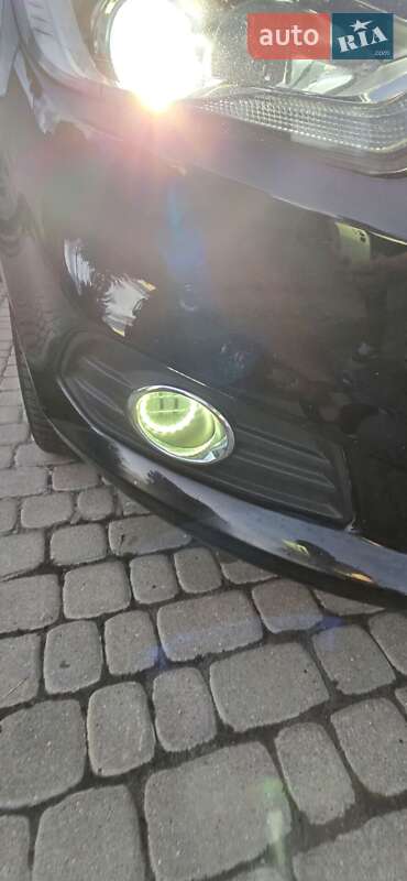 Минивэн Ford S-Max 2015 в Остроге