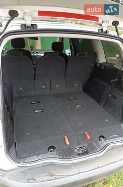 Мінівен Ford S-Max 2013 в 