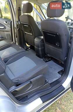 Мінівен Ford S-Max 2013 в 