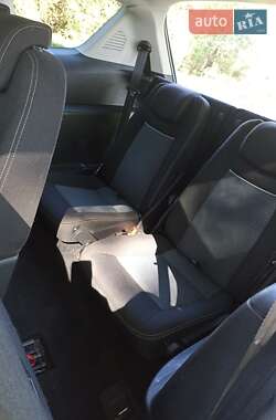 Мінівен Ford S-Max 2013 в 