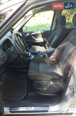 Мінівен Ford S-Max 2013 в 