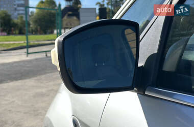 Мінівен Ford S-Max 2014 в 