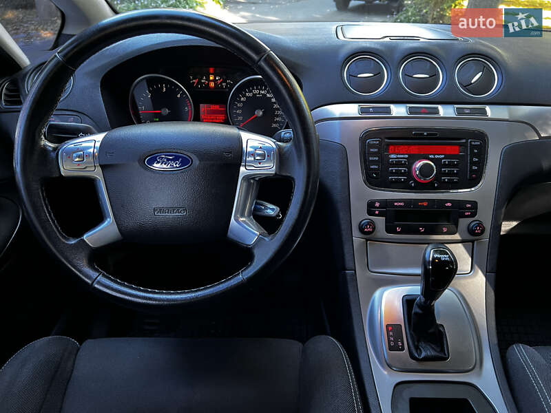 Мінівен Ford S-Max 2013 в Києві