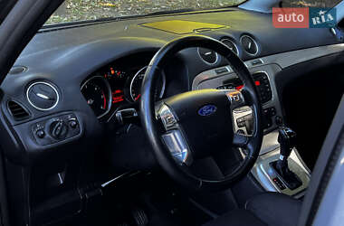 Минивэн Ford S-Max 2013 в 