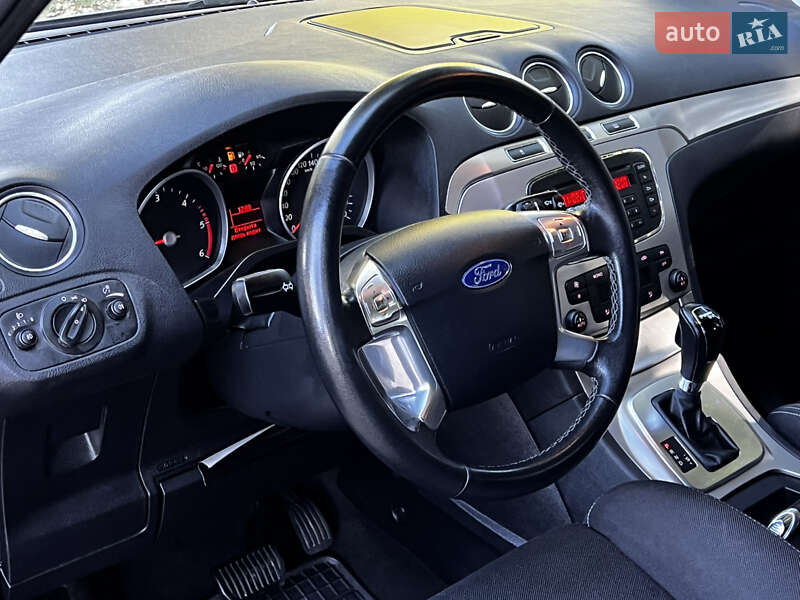 Мінівен Ford S-Max 2013 в Києві