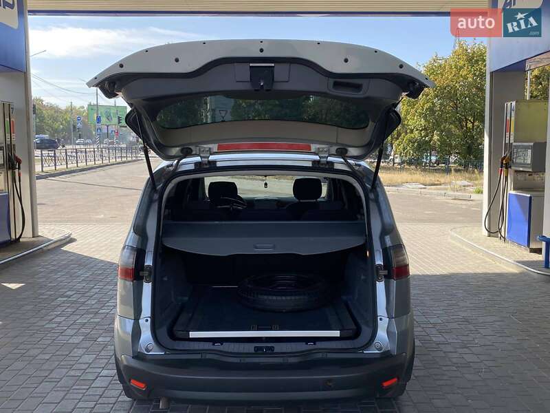 Мінівен Ford S-Max 2008 в Миколаєві