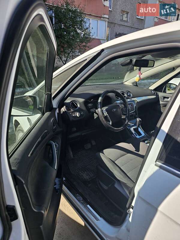 Мінівен Ford S-Max 2012 в Бурштині