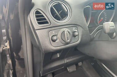 Мінівен Ford S-Max 2013 в 
