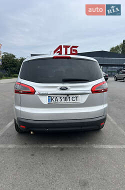 Мінівен Ford S-Max 2010 в 