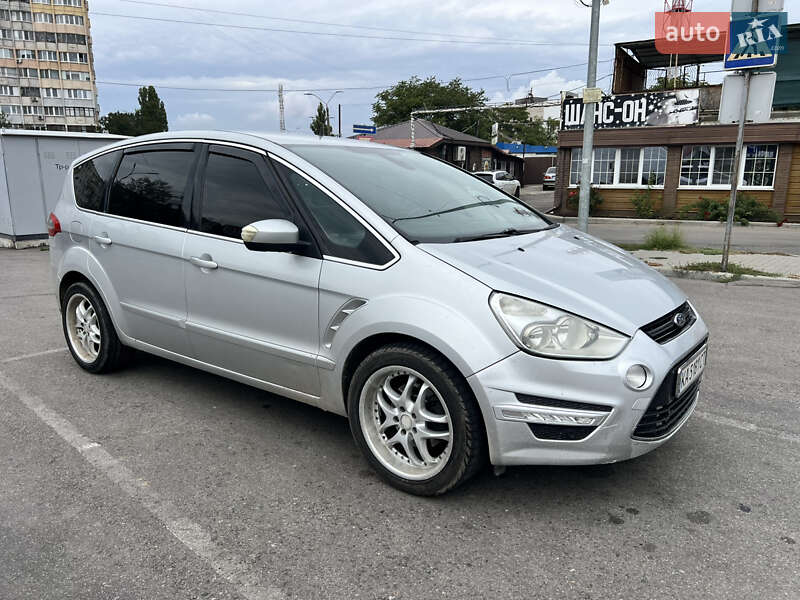 Мінівен Ford S-Max 2010 в Одесі