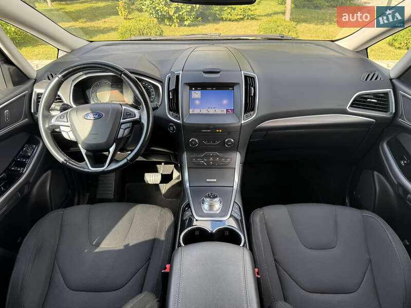 Мінівен Ford S-Max 2018 в Мукачевому