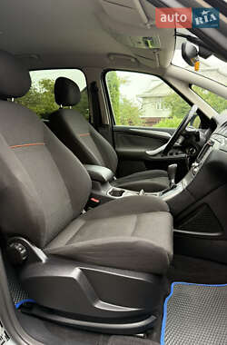 Минивэн Ford S-Max 2007 в 