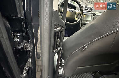 Минивэн Ford S-Max 2013 в 