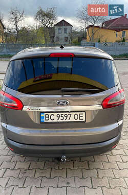 Минивэн Ford S-Max 2011 в 