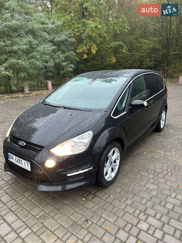 Мінівен Ford S-Max 2014 в Володимирці