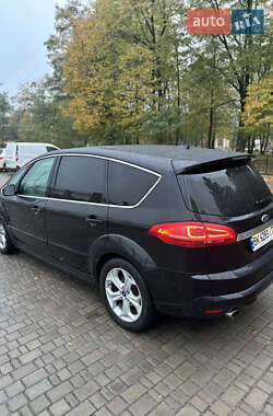 Минивэн Ford S-Max 2014 в 