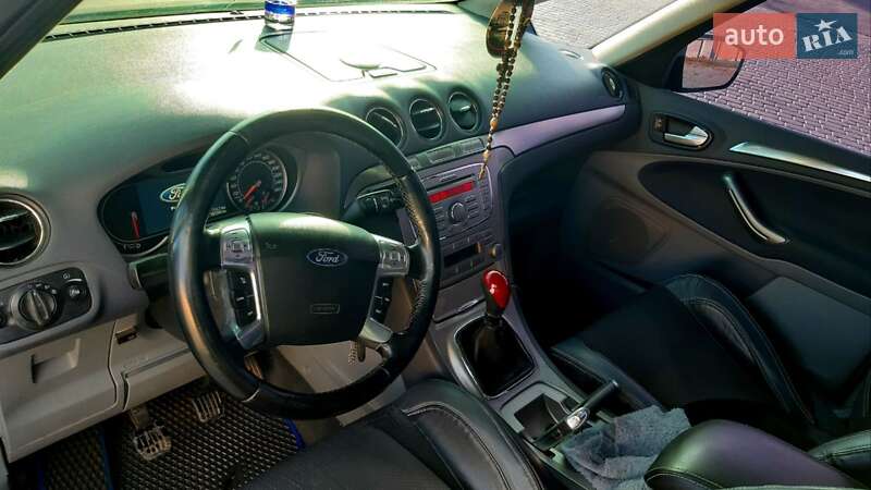 Минивэн Ford S-Max 2009 в Ильинцах