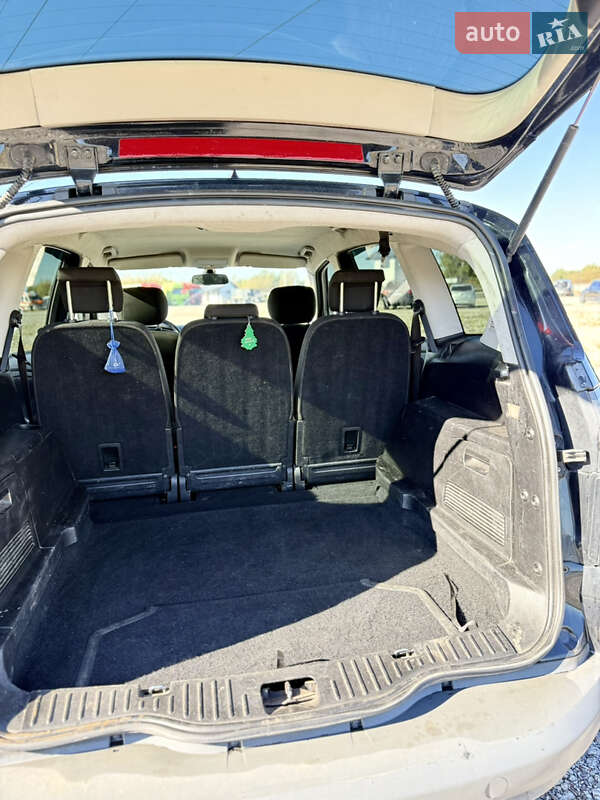 Минивэн Ford S-Max 2009 в Новояворовске фото 40 Минивэн Ford S-Max 2009 в Новояворовске