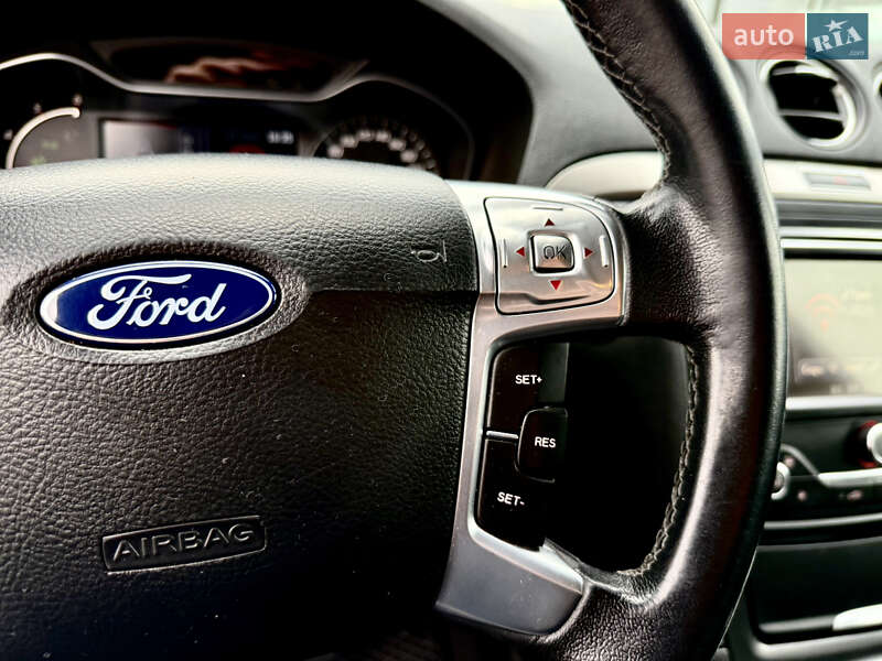 Мінівен Ford S-Max 2014 в Львові