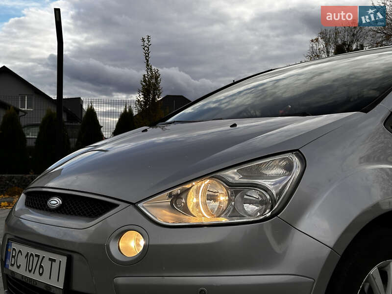 Минивэн Ford S-Max 2007 в Николаеве