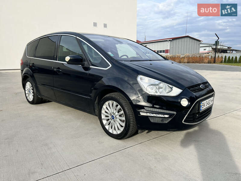 Ford S-Max 2011