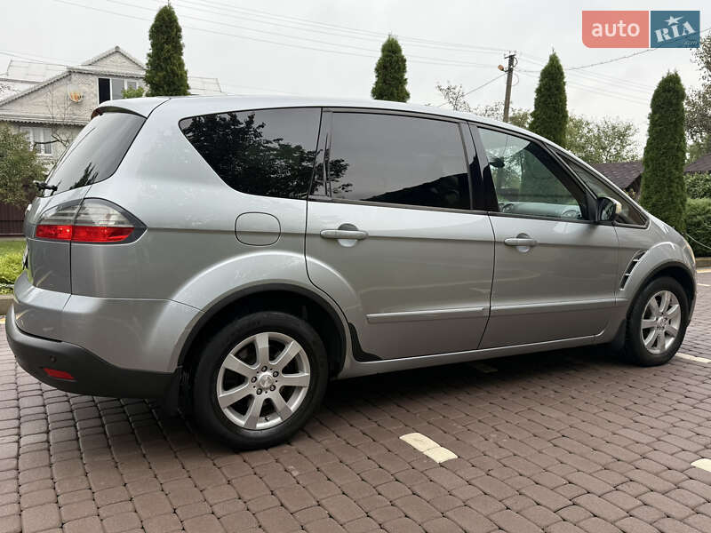 Мінівен Ford S-Max 2007 в Косові