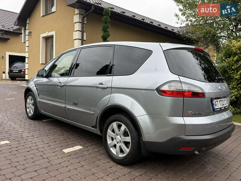 Мінівен Ford S-Max 2007 в Косові