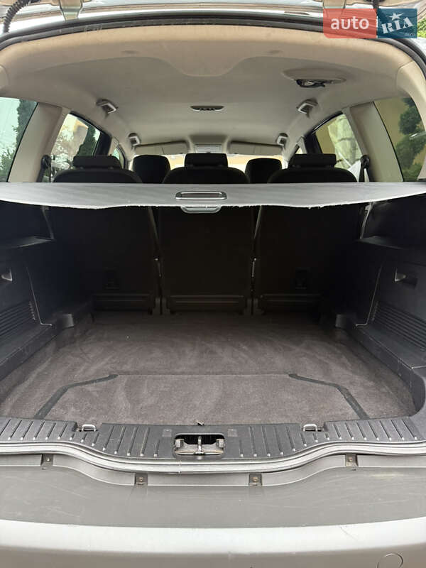 Мінівен Ford S-Max 2007 в Косові