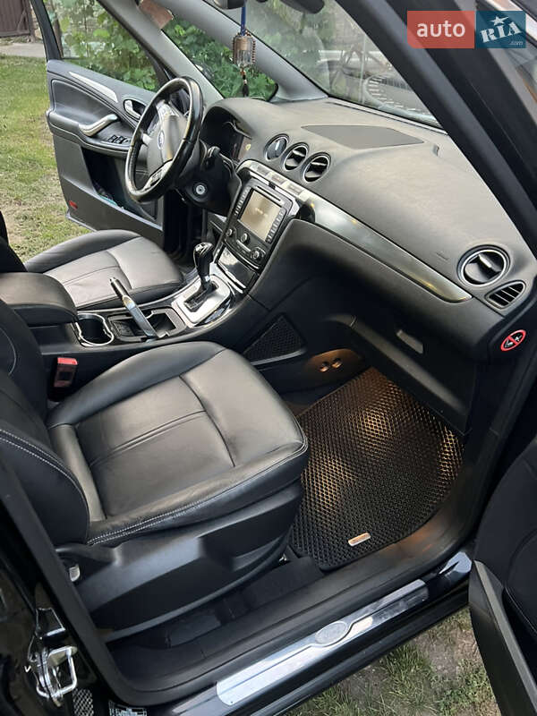 Минивэн Ford S-Max 2013 в Верхнем Синевидном фото 92 Минивэн Ford S-Max 2013 в Верхнем Синевидном