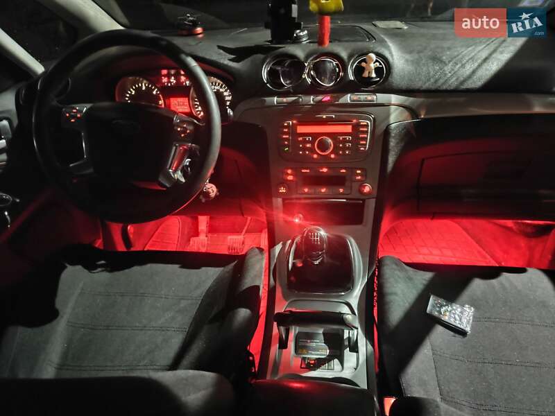 Минивэн Ford S-Max 2008 в Иршаве