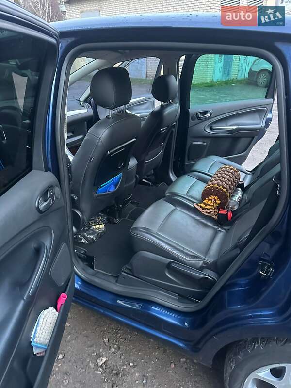 Минивэн Ford S-Max 2009 в Луцке