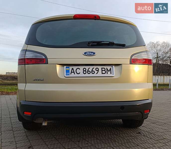 Минивэн Ford S-Max 2006 в Владимире